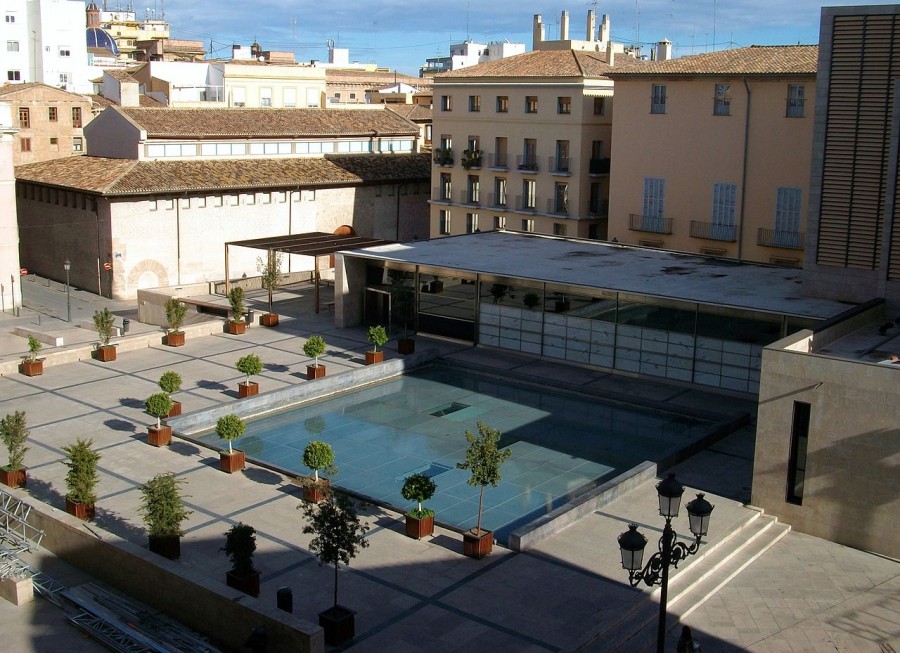 Plaza de la Almoina - Valencia